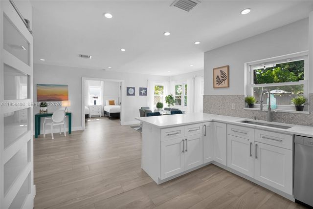 1315 NE 16th Ave, Fort Lauderdale, FL 33304