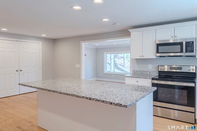 64 Somerset Lane, Somers, CT 06071