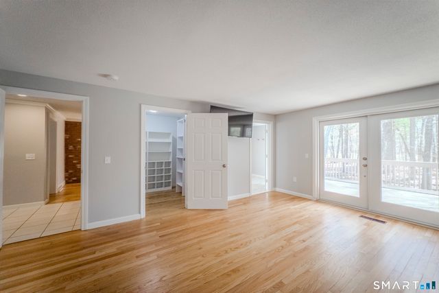 64 Somerset Lane, Somers, CT 06071