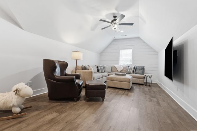 83 Falstone Drive, Little Rock, AR 72223