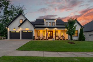 83 Falstone Drive, Little Rock, AR 72223