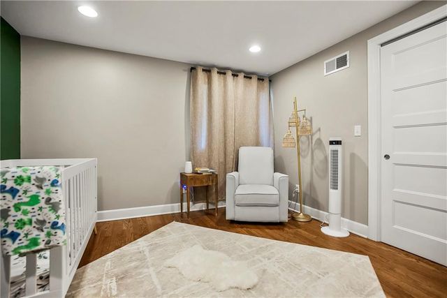 2724 W 63rd Street, Mission Hills, KS 66208
