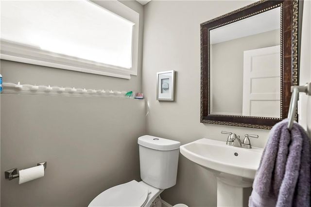 2724 W 63rd Street, Mission Hills, KS 66208
