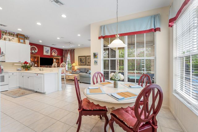 123 Via Castilla, Jupiter, FL 33458