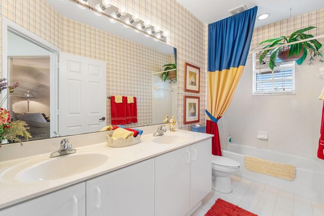 123 Via Castilla, Jupiter, FL 33458