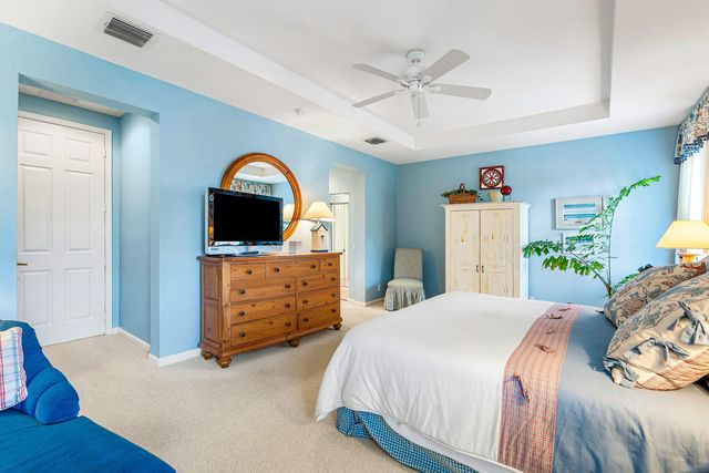 123 Via Castilla, Jupiter, FL 33458