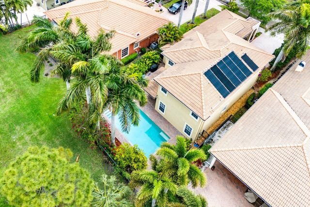 123 Via Castilla, Jupiter, FL 33458