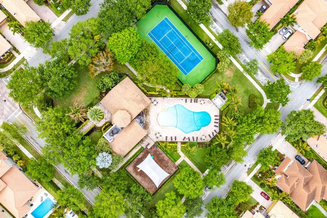 123 Via Castilla, Jupiter, FL 33458