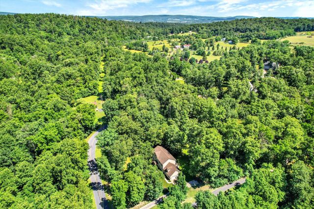249 CARR HILL RD, Gettysburg, PA 17325