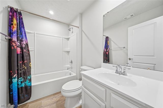 1637 Mud Brook Lane, Akron, OH 44313