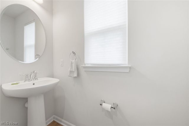 1637 Mud Brook Lane, Akron, OH 44313