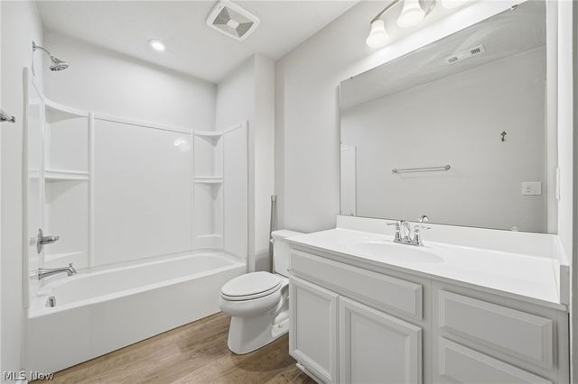 1637 Mud Brook Lane, Akron, OH 44313