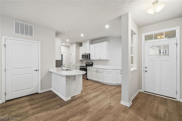 1637 Mud Brook Lane, Akron, OH 44313