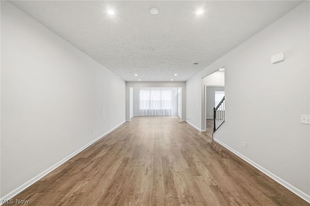 1637 Mud Brook Lane, Akron, OH 44313