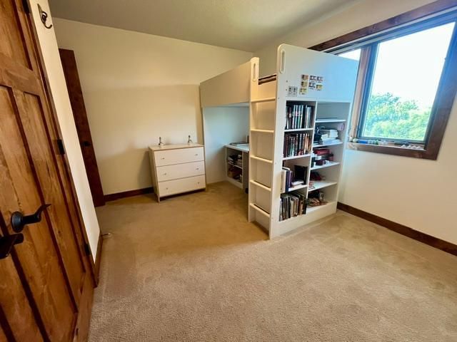 2915 Lake Vista Drive NW, Rochester, MN 55901