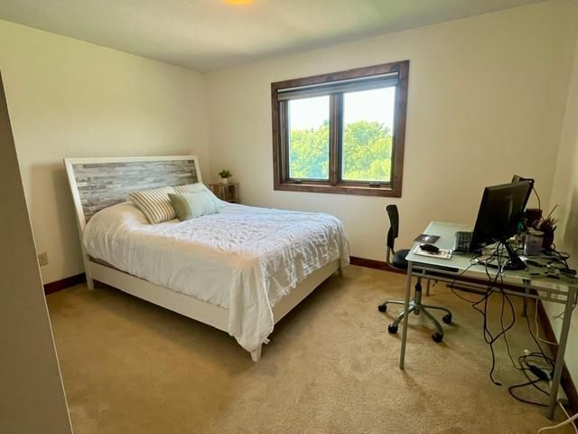 2915 Lake Vista Drive NW, Rochester, MN 55901