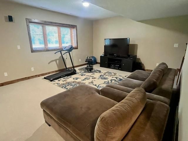 2915 Lake Vista Drive NW, Rochester, MN 55901