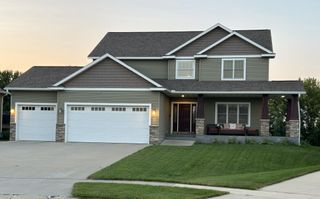 2915 Lake Vista Drive NW, Rochester, MN 55901