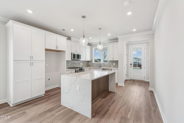 45 Stonesthrow Way, Fuquay Varina, NC 27526