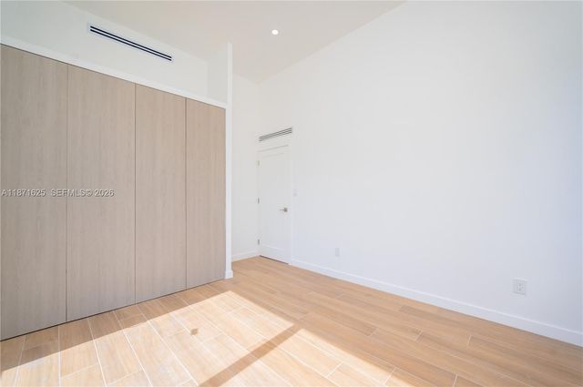 1200 SW 15th Ave, Fort Lauderdale, FL 33312