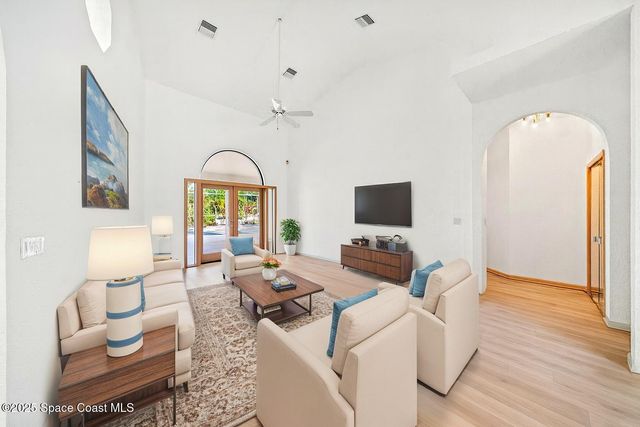 142 Lanternback Island Drive, Satellite Beach, FL 32937