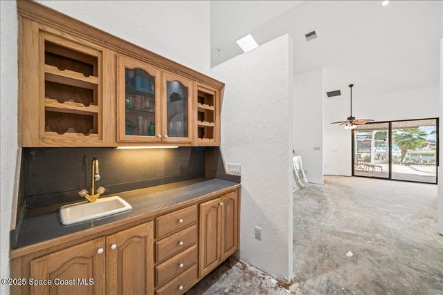 142 Lanternback Island Drive, Satellite Beach, FL 32937