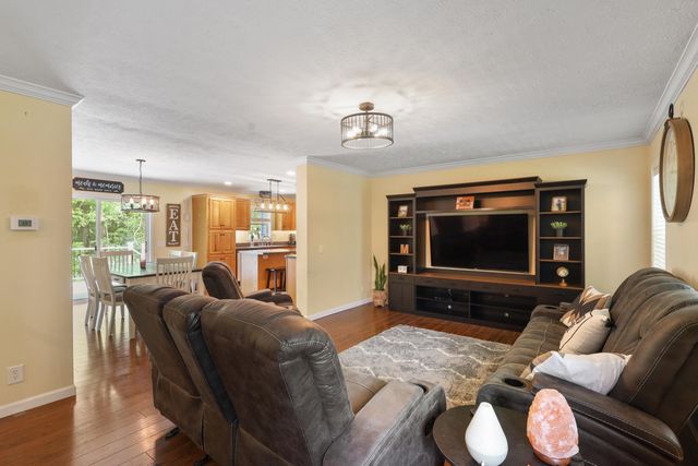11803 Hoffman Road, Three Rivers, MI 49093