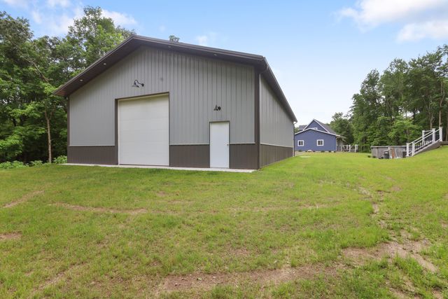 11803 Hoffman Road, Three Rivers, MI 49093