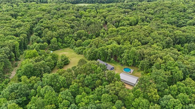 11803 Hoffman Road, Three Rivers, MI 49093