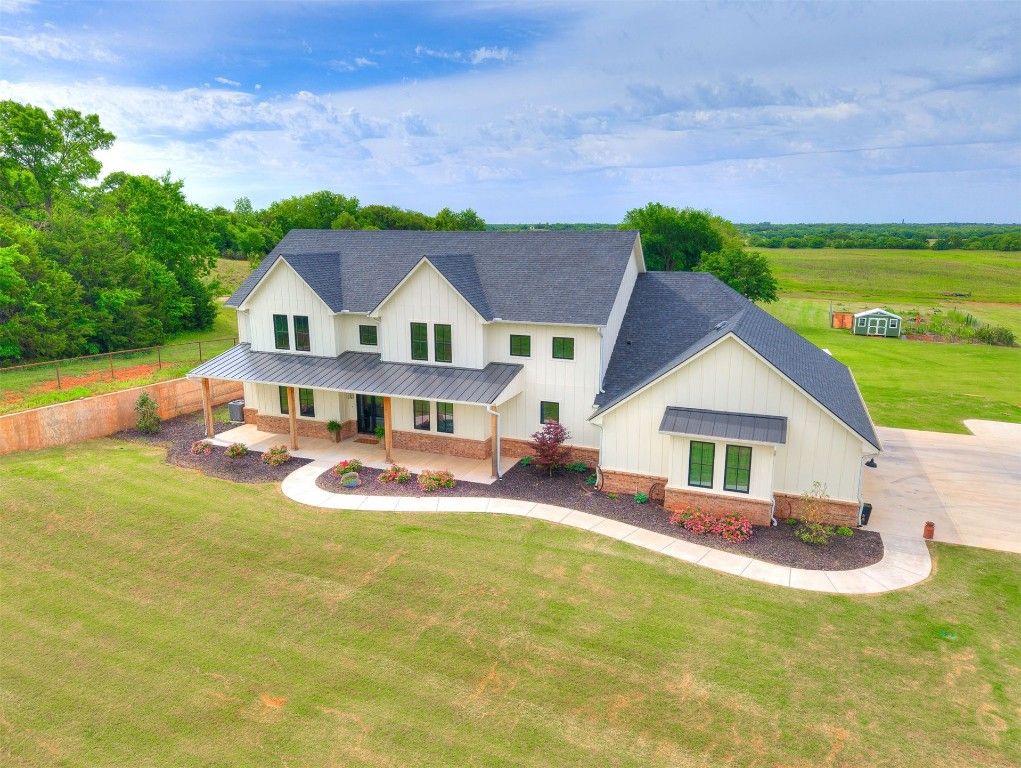 10908 E Danforth Road, Arcadia, OK 73007