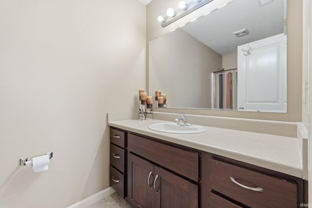 104 Greenpointe Parkway, Fort Wayne, IN 46814