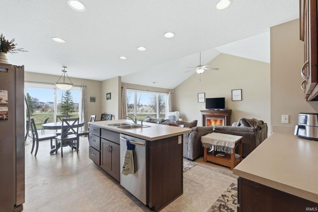 104 Greenpointe Parkway, Fort Wayne, IN 46814