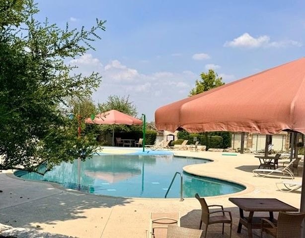 901 Melda ST, Leander, TX 78641