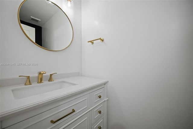 6832 W 2nd Ct, Hialeah, FL 33014