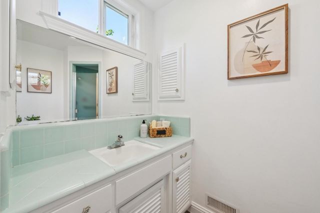 18855 Aspesi Drive, Saratoga, CA 95070