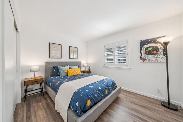 18855 Aspesi Drive, Saratoga, CA 95070