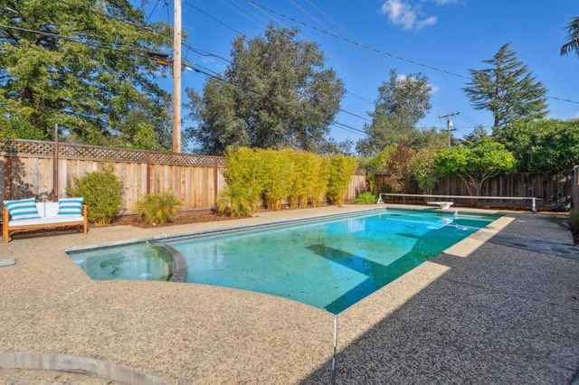 18855 Aspesi Drive, Saratoga, CA 95070