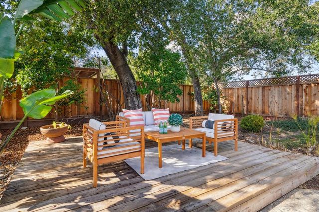 18855 Aspesi Drive, Saratoga, CA 95070