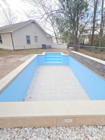 203 Flamingo Drive, Ladson, SC 29456