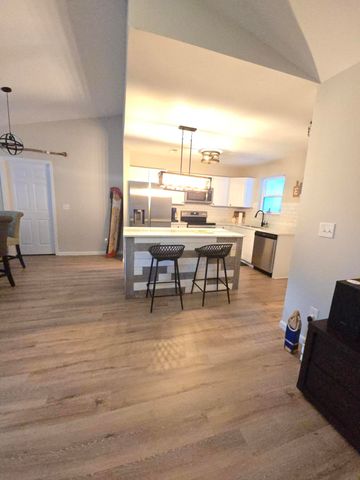 203 Flamingo Drive, Ladson, SC 29456