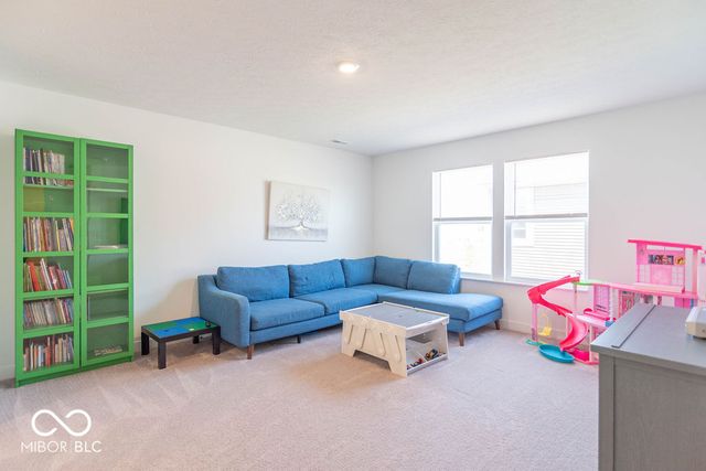 1516 Ironwood Road, Greenfield, IN 46140