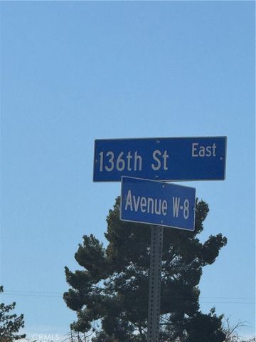 136 E Avenue W8, Pearblossom, CA 93553