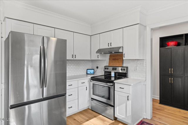 201 Pinewood Drive, Apex, NC 27502