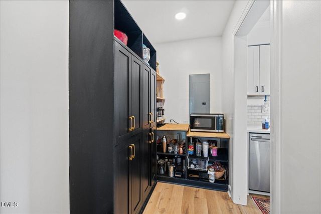 201 Pinewood Drive, Apex, NC 27502