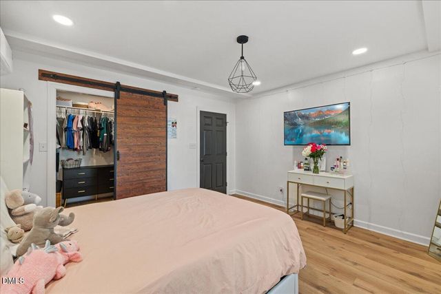 201 Pinewood Drive, Apex, NC 27502