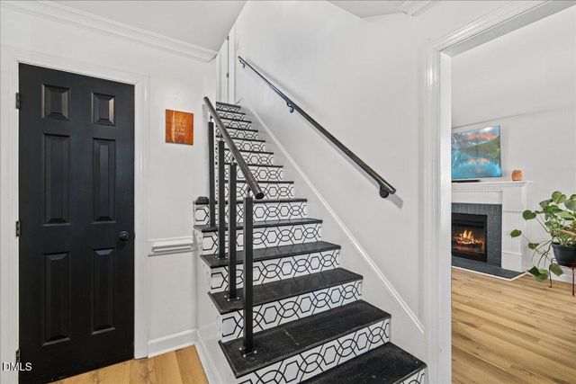 201 Pinewood Drive, Apex, NC 27502