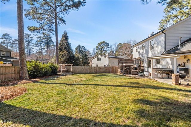 201 Pinewood Drive, Apex, NC 27502