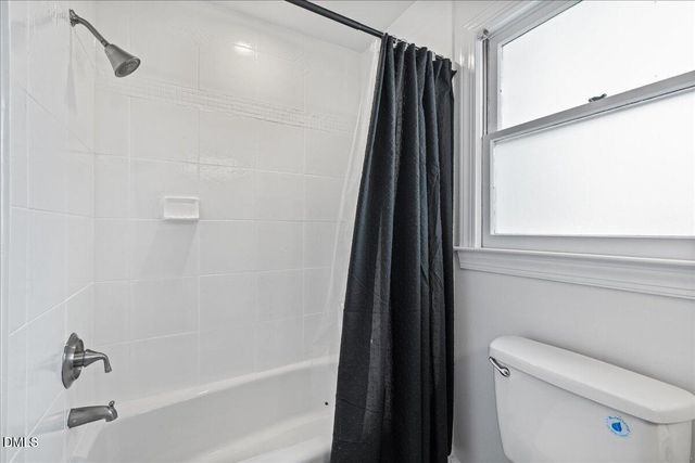 201 Pinewood Drive, Apex, NC 27502