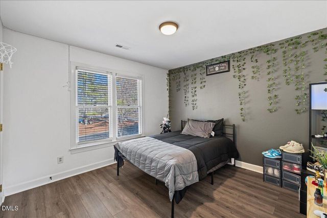 201 Pinewood Drive, Apex, NC 27502