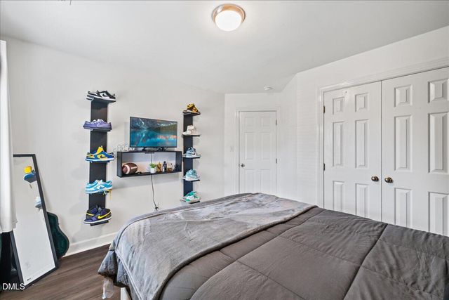 201 Pinewood Drive, Apex, NC 27502